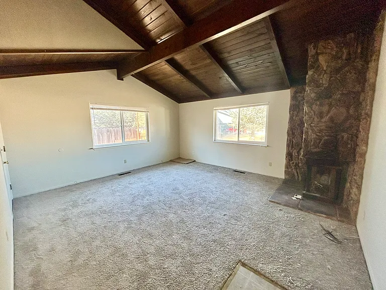 1476 Hussman Ave #A — Photo 2