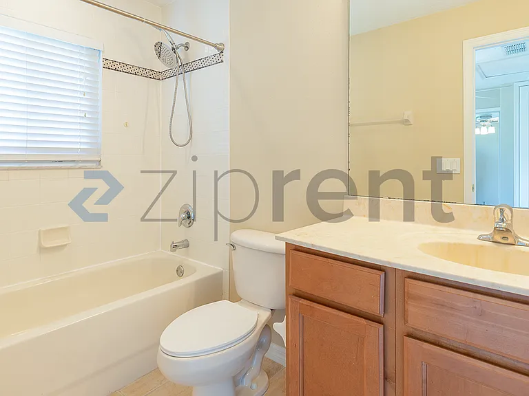 13841 Ancilla Blvd #ADU — Photo 6