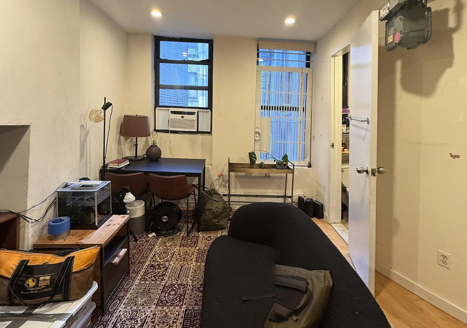 21 Essex Street — Photo 4