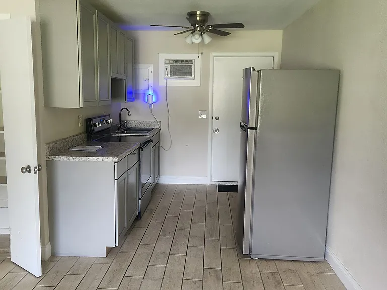 3225 Montecito Blvd — Photo 7