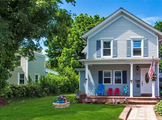 24 Brook St, Patchogue, NY 11772