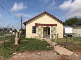 717 N Crain St, Altus, OK 73521