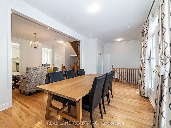 4th image of 41 Lord Durham Rd