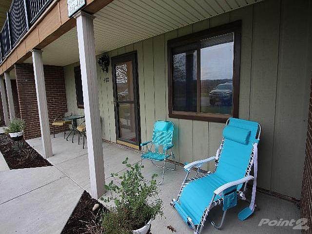 1st image of 403 Edgewater Dr