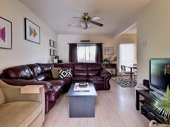 4th image of 5304 Nicholas Ct