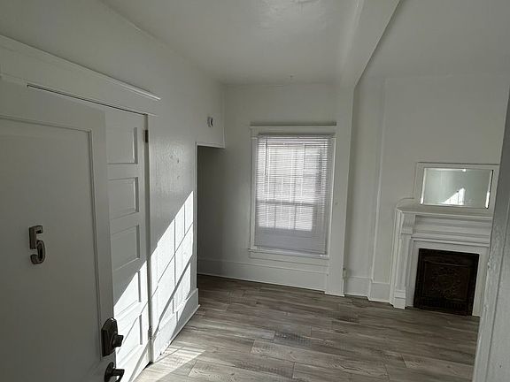2nd image of 1218 N Clarkson St APT 5
