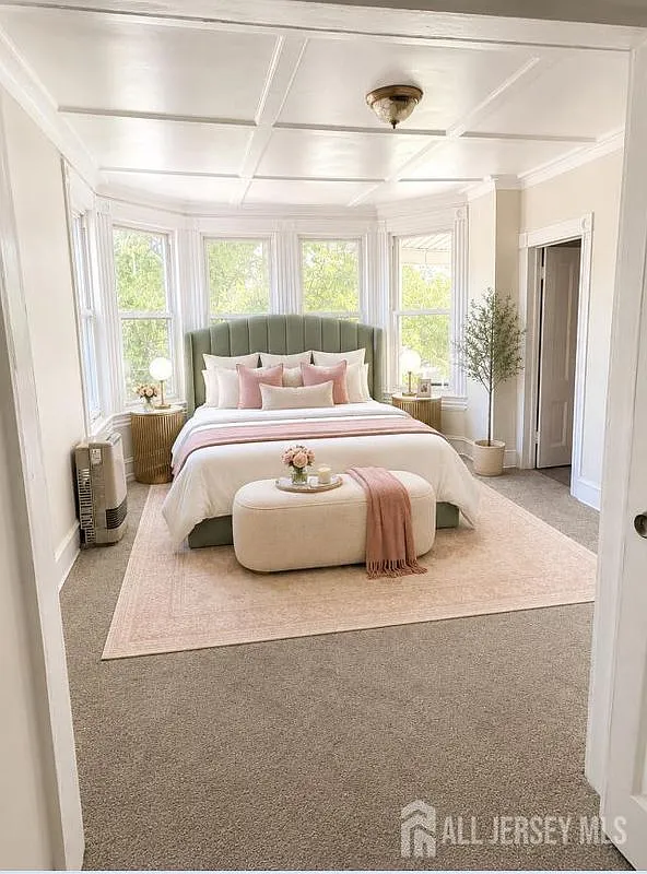 2 bed, 1.0 bath, 2250 sqft, $2,250 — Photo 3