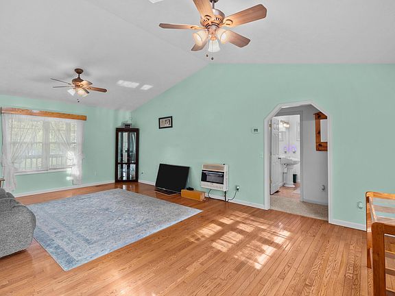 4th image of 263 Idlewild Dr