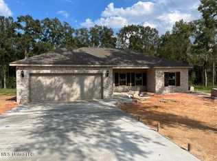 25 Ansley Ln, Carriere, MS 39426