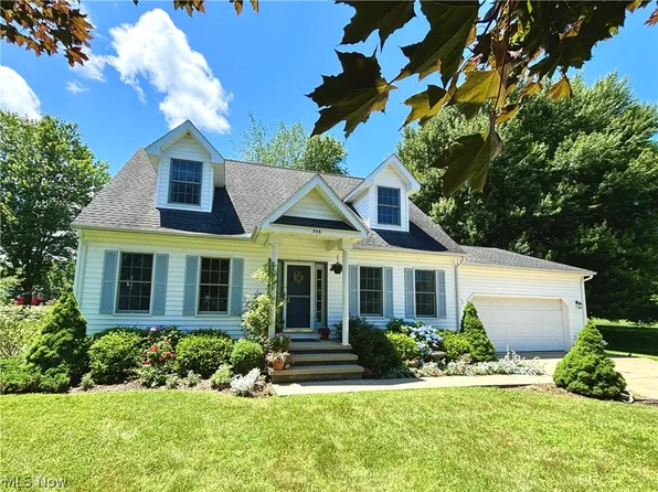 546 Geraldine Ct, Conneaut, OH 44030