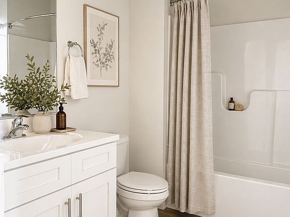 5th image of 212 N Beaver St #313b41a7f