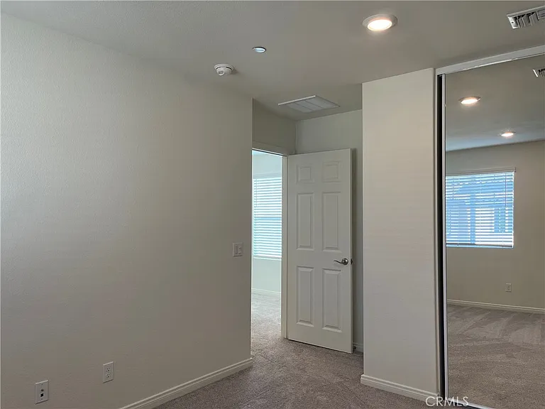 4307 S Malibu Ave — Photo 24