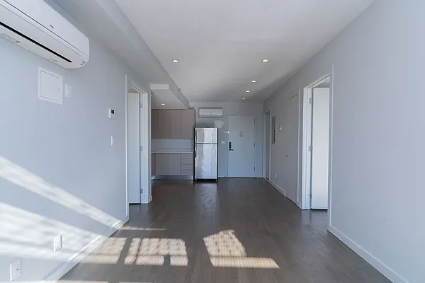 Rented by MySpaceNYC | media 17