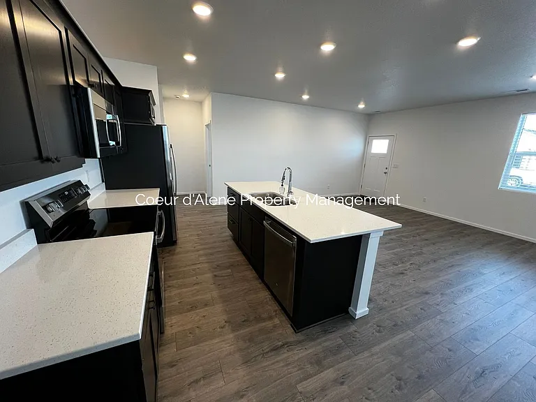 5212 E Aquila Ave — Photo 5