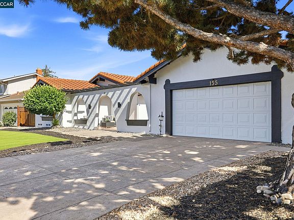 3rd image of 155 Franciscan Dr