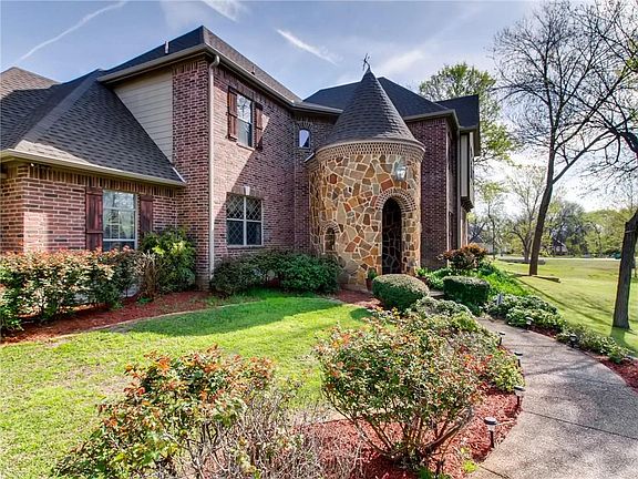 3rd image of 1547 Hunterglenn Dr