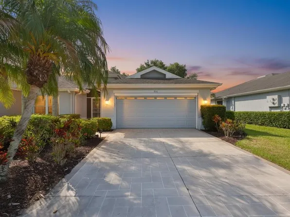 951 Villeroy Greens Dr, Sun City Center, FL 33573