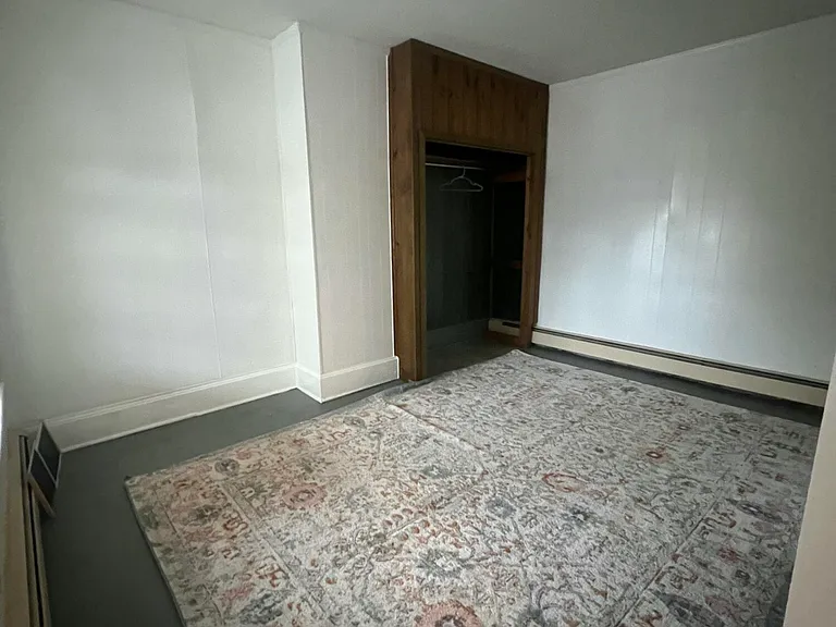 314B East St — Photo 3