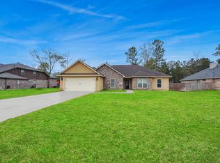 210 Road 662, Dayton, TX 77535