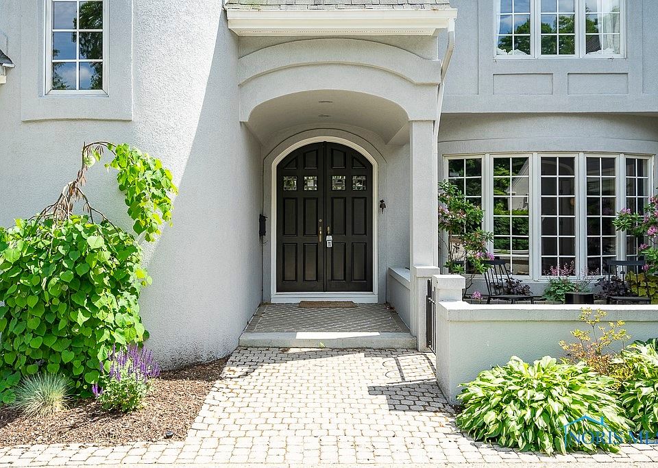 3 Exmoor, Ottawa Hills, OH 43615 Zillow