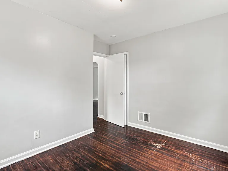 10462 Duprey St — Photo 21
