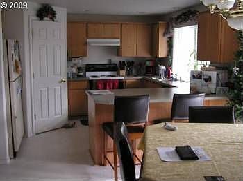 2nd image of 4015 NE 165th Pl