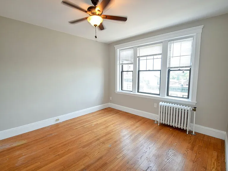 6 Sutherland Rd #51 — Photo 10