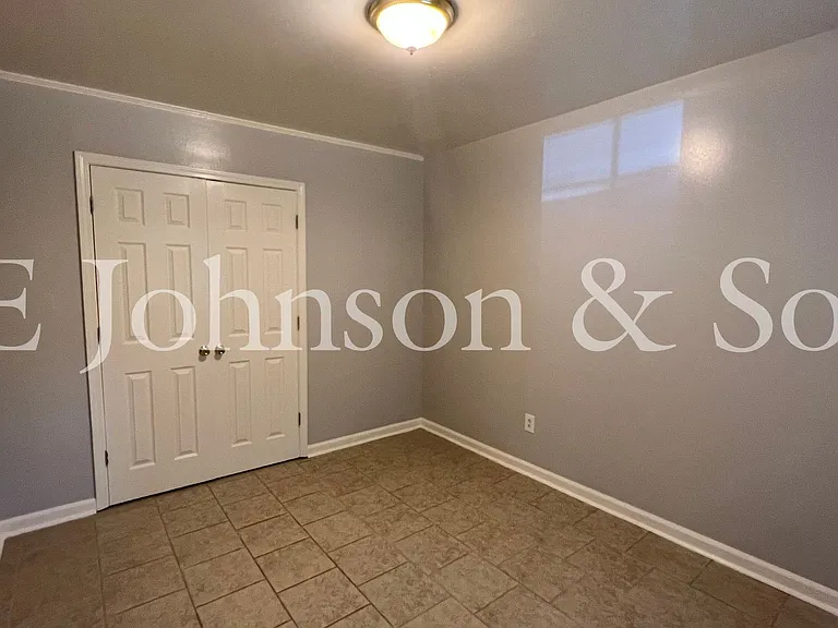 5020 Reidsville Rd #12 — Photo 9