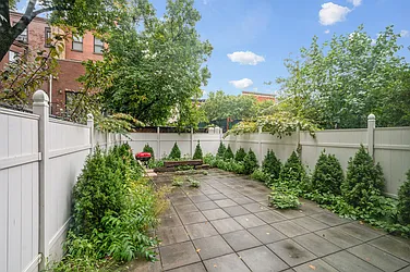 Rented by Cooper & Cooper Real Estate