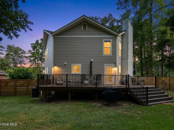 4704 Trent Woods Drive, Trent Woods, NC 28562