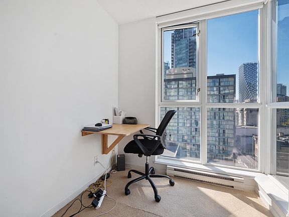 4th image of 1199 Seymour St #808