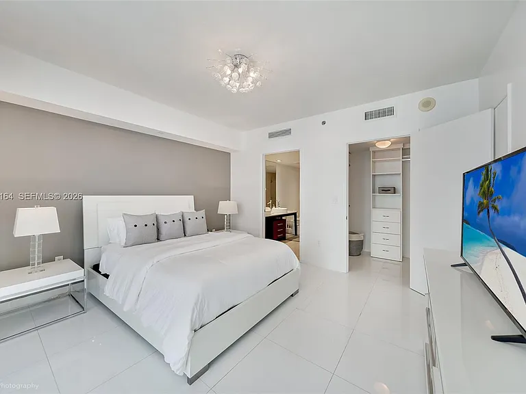 495 Brickell Ave #4710 — Photo 11