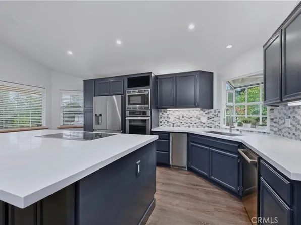 19231 Ravenhill Rd, Hidden Valley Lake, CA 95467