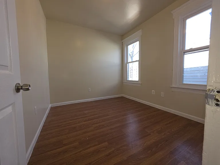 373 S 18th St #2 — Photo 13