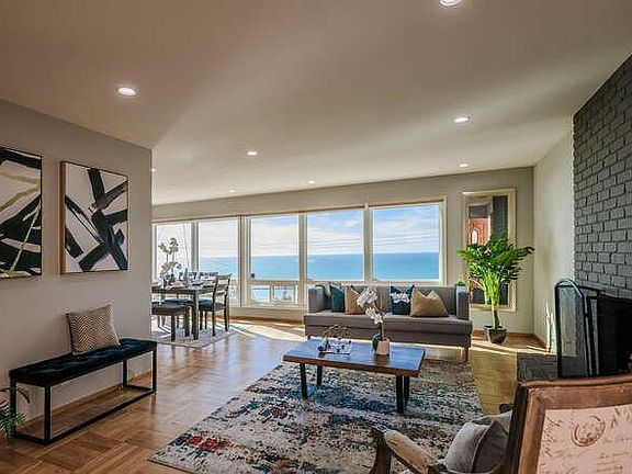 4th image of 1084 Skyline Dr