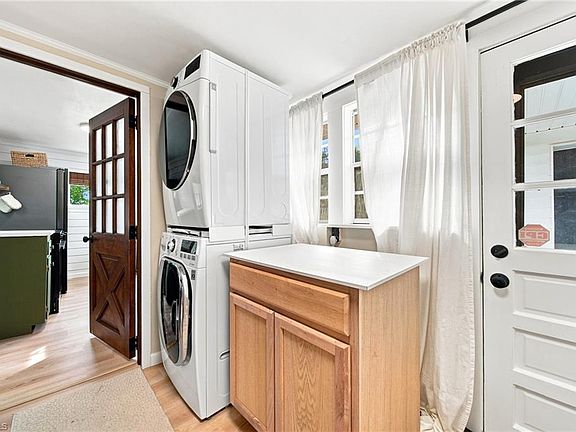 17th image of 5638 Greenhorn Rd