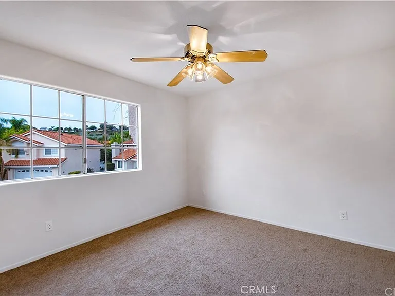 30056 Oceanus — Photo 15
