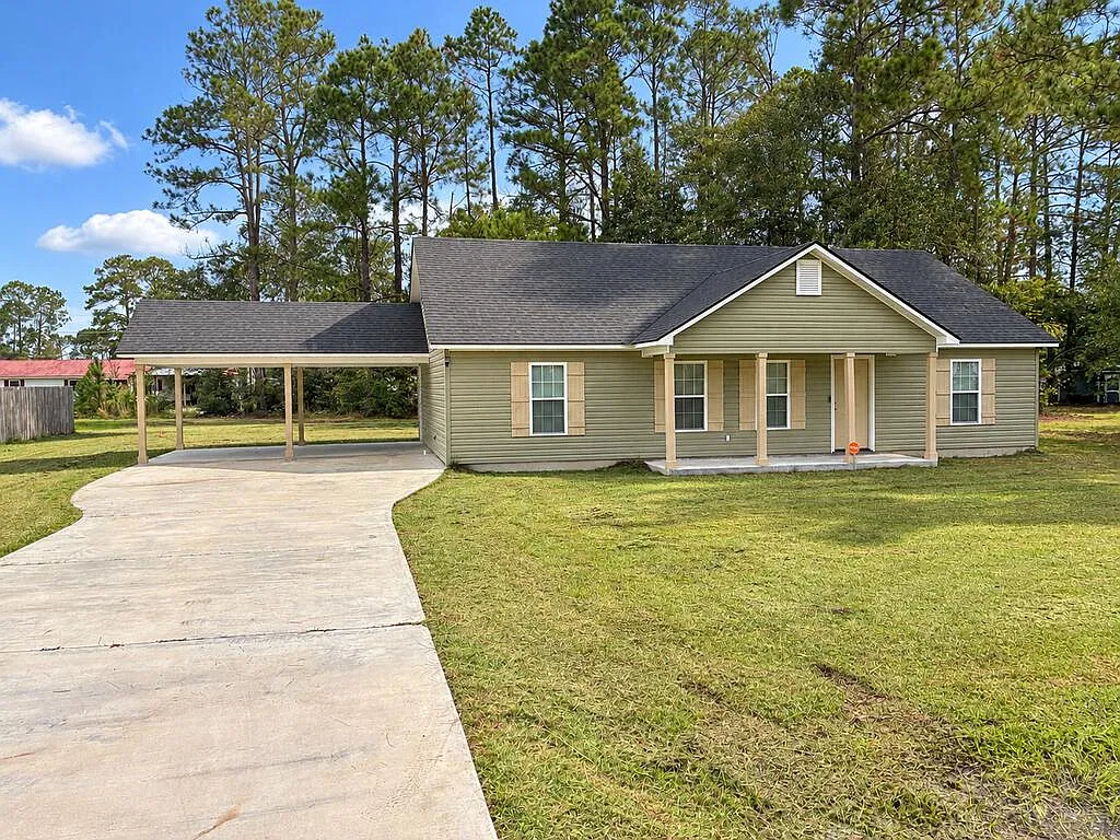 3 bed, 2.0 bath, 1426 sqft, $1,435 — Photo 4