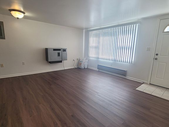 2nd image of 120 Keitha Ln