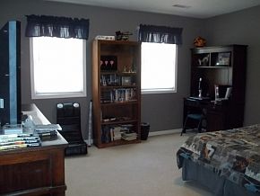 4th image of 2340 Saratoga Pl