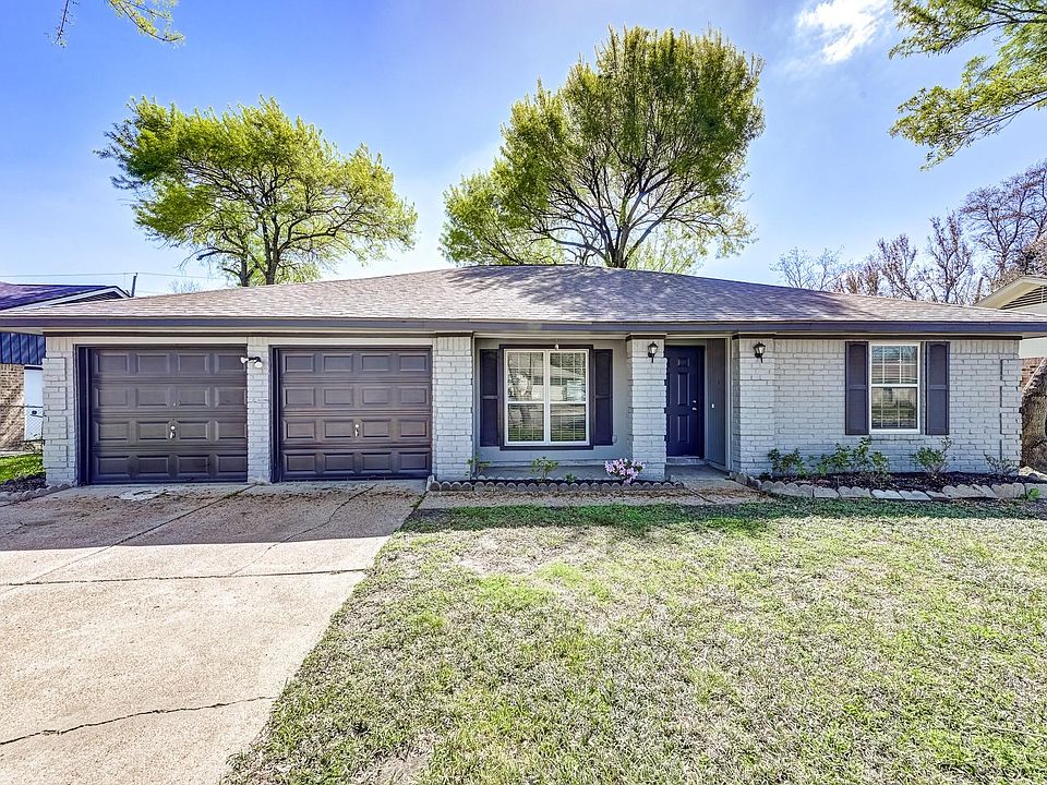 1st image of 12415 Foxburo Dr