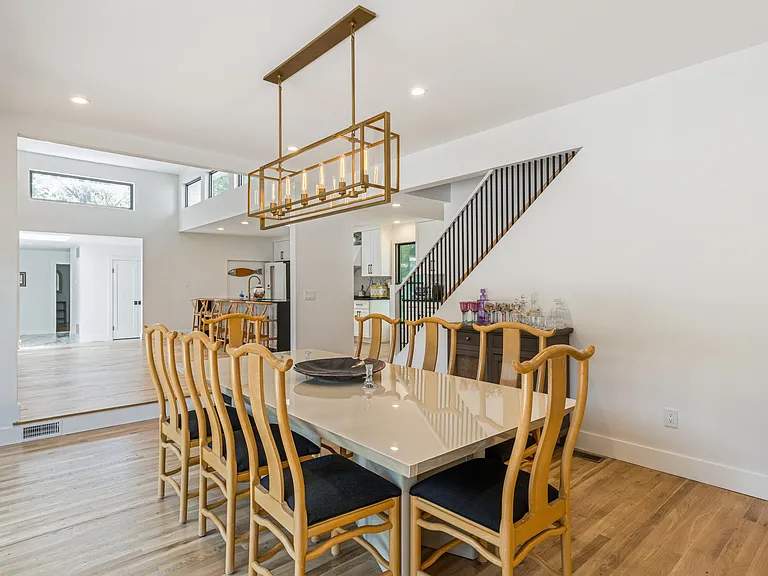 10 Woodland Ct — Photo 8