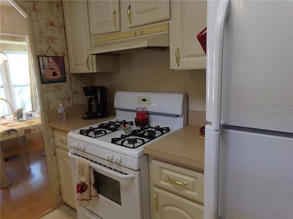4th image of 5176 Palena Blvd