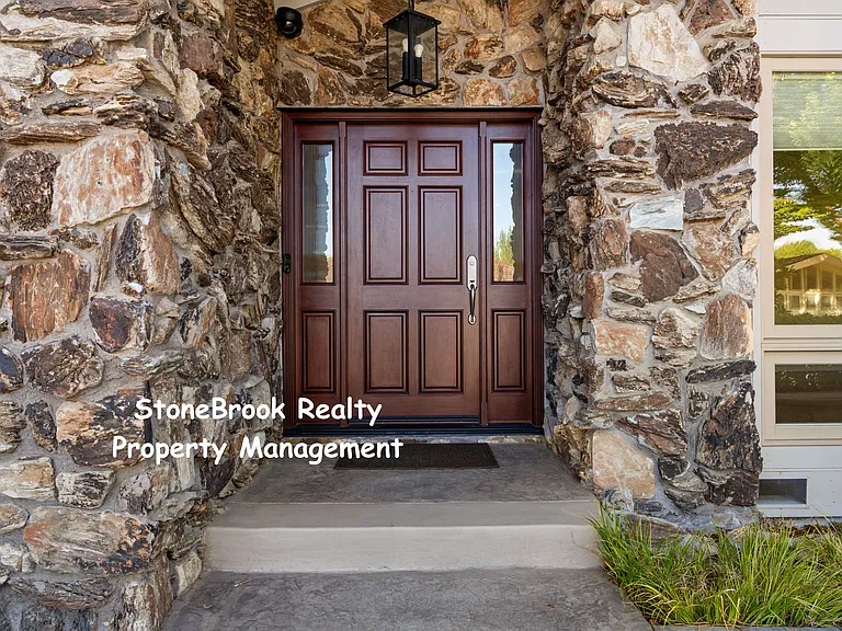 244 Breckenwood Way — Photo 3