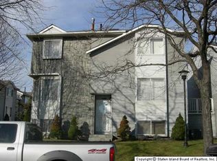 50 Farragut Ave, Staten Island, NY 10303