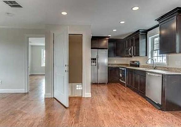 2nd image of 114 Janvrin Ave #1