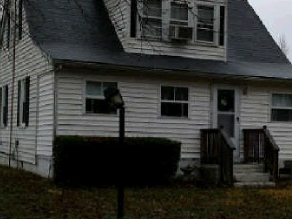 2nd image of 2704 Stratton Major Rd