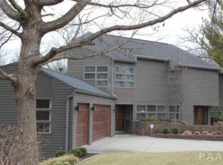 120 W Wood Ridge Dr, Dunlap, IL 61525