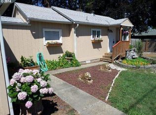 418 W Fair St, Roseburg, OR 97471