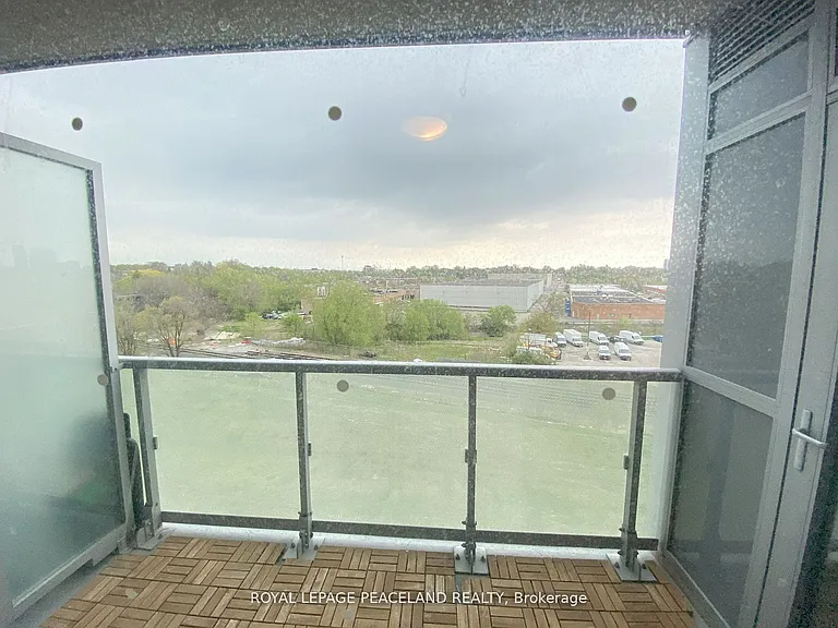 225 Village Green Sq #410 — Photo 19